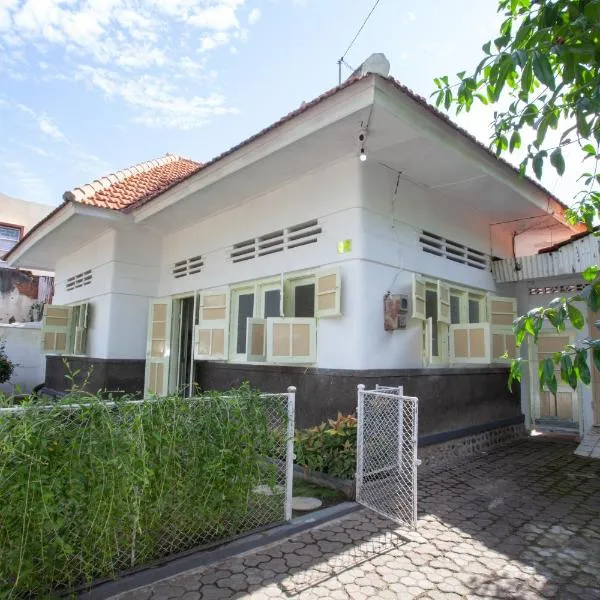 Kallista Homestay, hotel v destinaci Banyuwangi