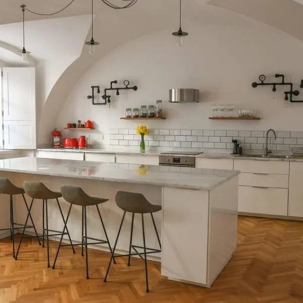 Beautiful 2bed apartment in the centre of Varazdin, hotel v destinácii Varaždin