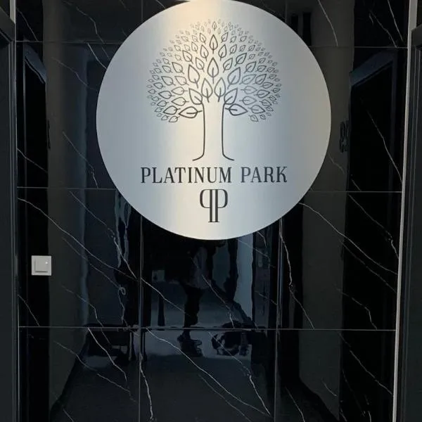 Platinum De Lux Apartament、スタルガルトのホテル