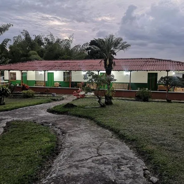 Preciosa Finca en el Eje Cafetero, Quindío- Colombia, hotel v destinaci Montenegro