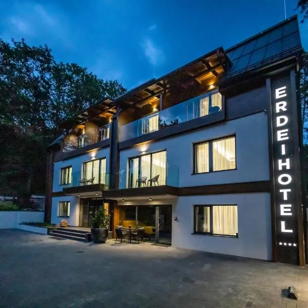 4 Évszak Erdeihotel**** - Mátrafüred, hotel v destinaci Mátrafüred