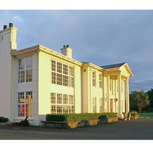 Redgate House Bed & Breakfast: Strabane şehrinde bir otel