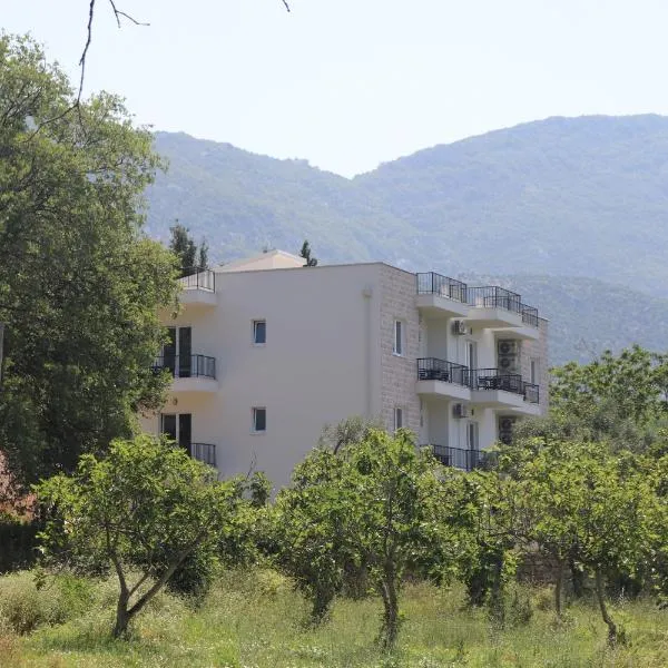 Apartments Osti, hotel in Buljarica