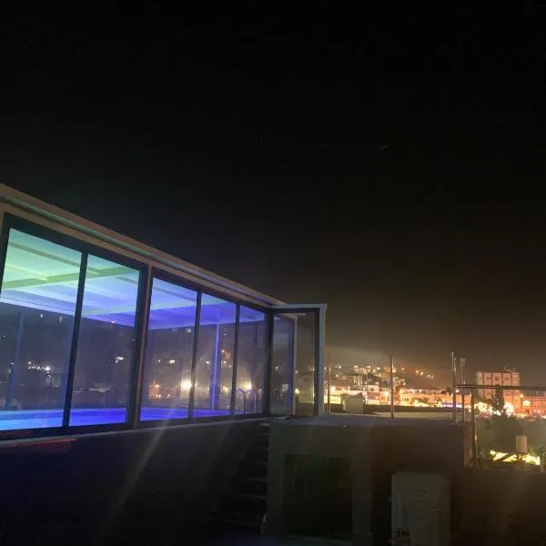 Uyut apartments, hotel v destinaci Madždal Šams