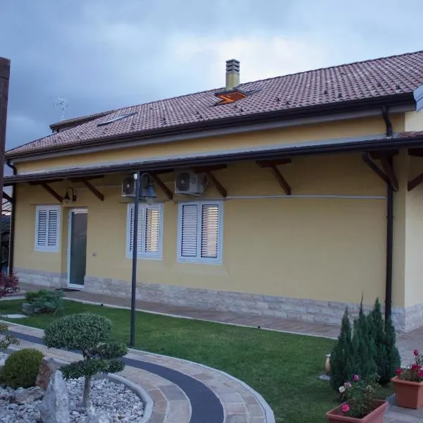 Ostello Villafranca, hotel v destinaci Pignola