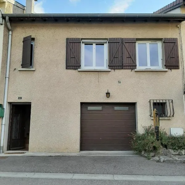 La maison des Bananiers, hotel in Saint-Hilaire-Cusson-La-Valmitte