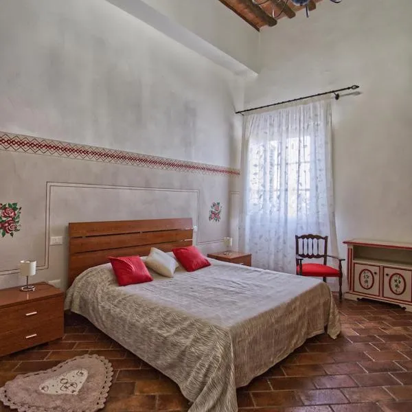 Borgo Creativo-A casa di Anna-Appartamento Mosaico., hotell i Montopoli in Val dʼArno