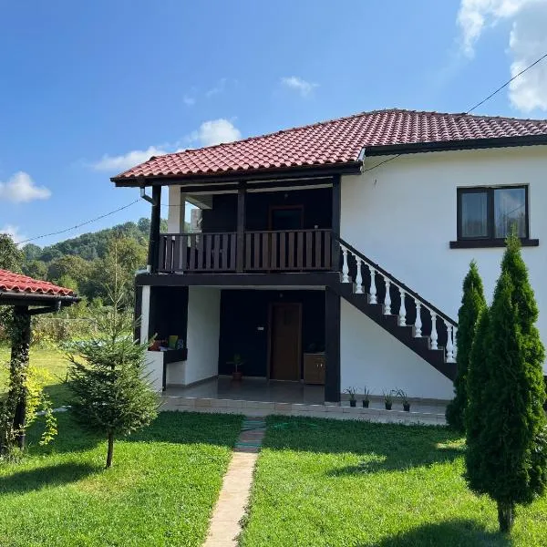 Къща Ралица, hotel em Chakalarovo