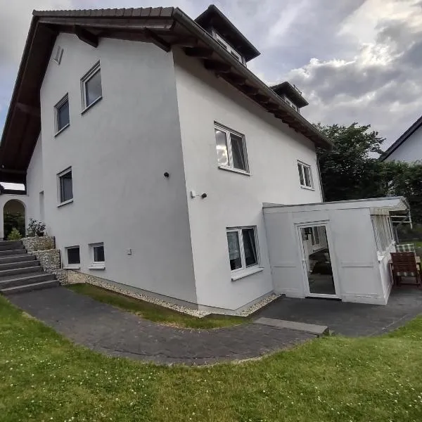 Ferienwohnung Orchidee Eckenhagen, hotel in Reichshof 