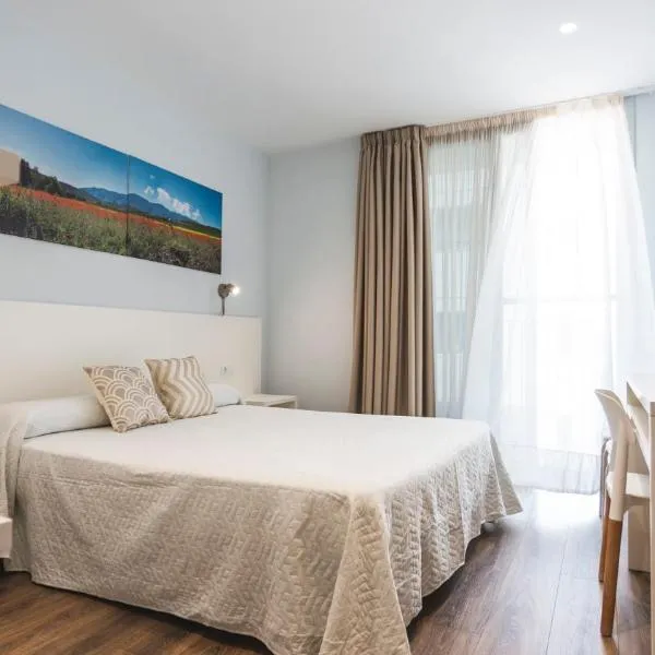 Agusti Hostal、サン・カルラス・デ・ラ・ラーピタのホテル