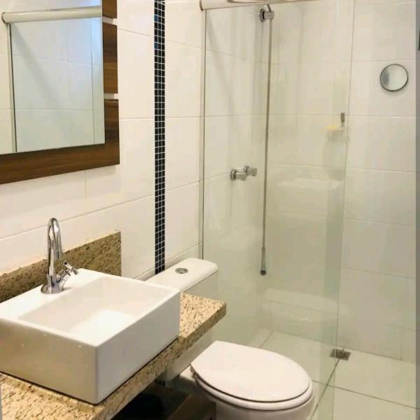 Apartamento Executivo - 2 Quartos - 2 Banheiros - 2 Garagens - Piscina - No melhor lugar do América - Foto 3