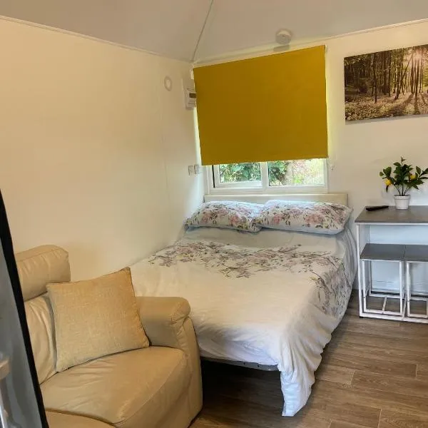 THE LITTLE NEST BEACH sole use accommodation near to bath、ウィックのホテル