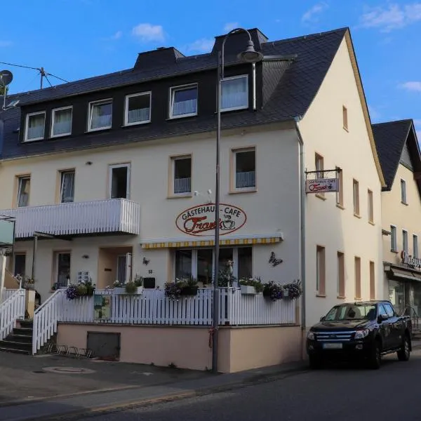 Gästehaus - Café Frank, hotel v destinaci Antweiler