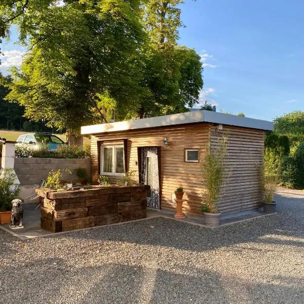 Die Pilgerbox, Tiny House trifft Urlaub, optional mit Sauna und Whirlpool, Hotel in Dahlem