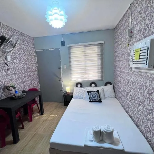 DJCI Apartelle Walk to Robinson & NE Pacific Mall 3 Min to SM Cabanatuan, hotel v destinaci Cabanatuan