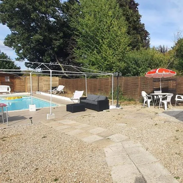 Magnifique appartement 2p avec piscine partagée, hotel em La Ferté-Gaucher