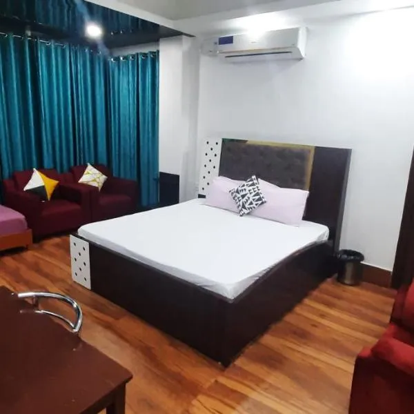 THE PALM SUITES , Incredible North East Tourism , Couples & Family, hotel v destinaci Guváhátí