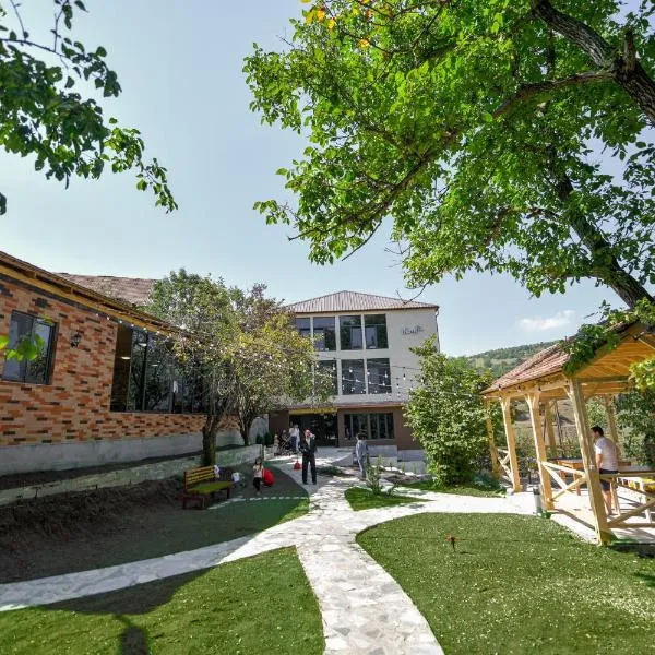 Madin Eco Hotel, hotel in Tʼumanyan