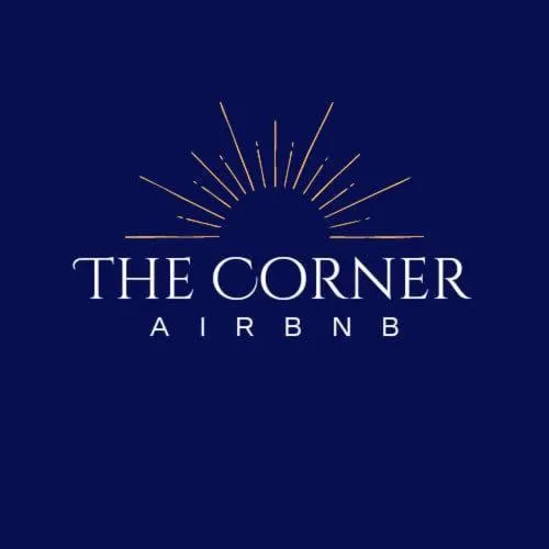 The Corner Airbnb, hotell i Agujas
