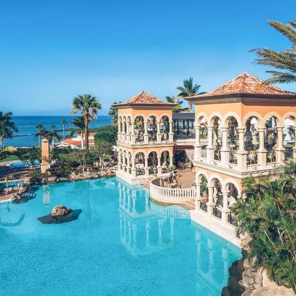 Iberostar Grand El Mirador - Adults Only، فندق في أديخي