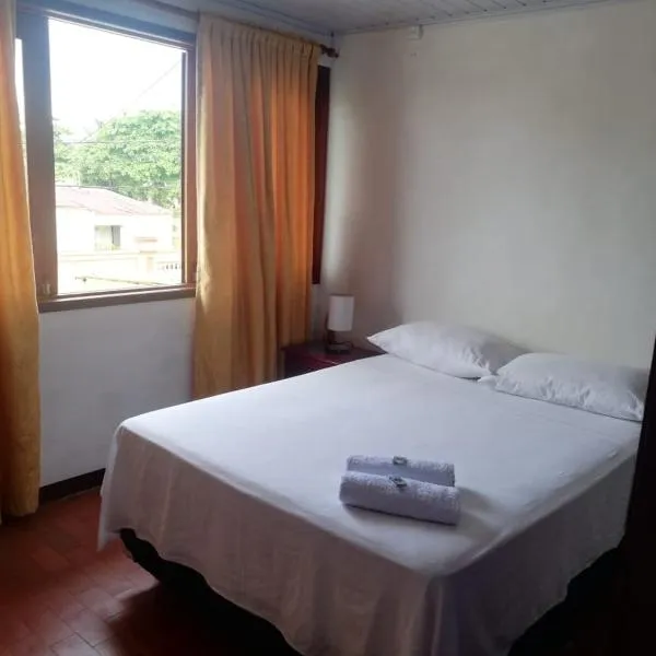 Tucuma Casa Hotel, hótel í Leticia