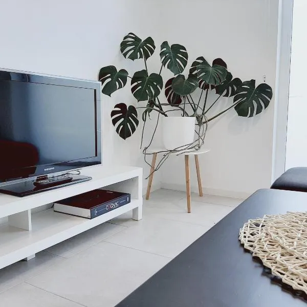 Green Bee Apartment, hotel a Lesce