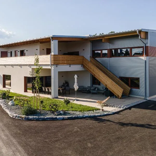 Gober & Freinbichler Weine von Hand, hotel v destinácii Horitschon