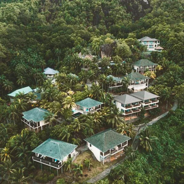 Valmer Resort and Spa, hotel in Takamaka