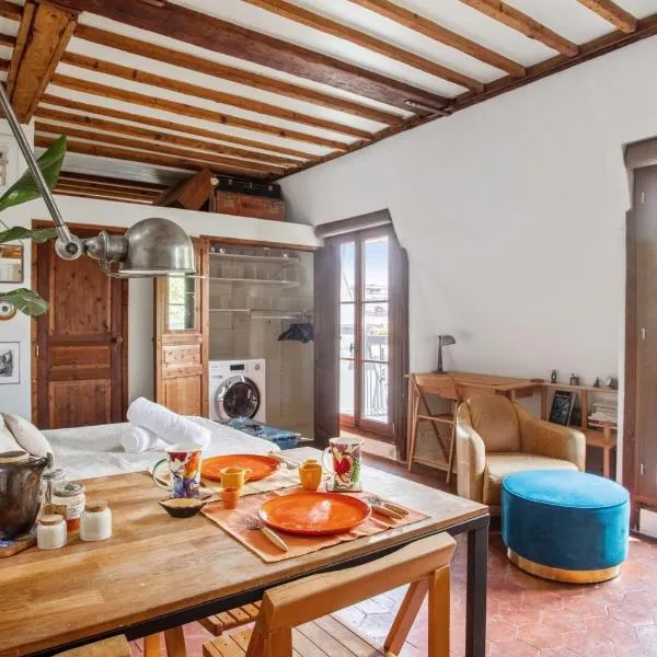 Nice studio w balcony on Square Gardette in Paris - Welkeys