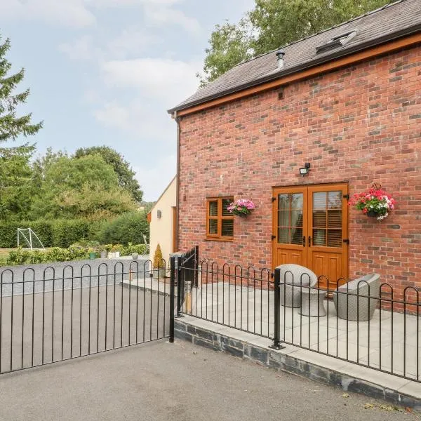 Ash Farm Cottage, hotel in Holywell