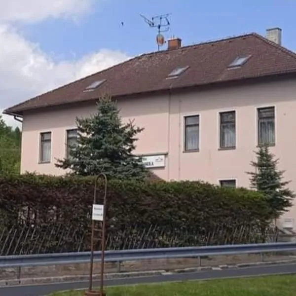 Penzion Krušnohorka, hotel v destinaci Tatrovice