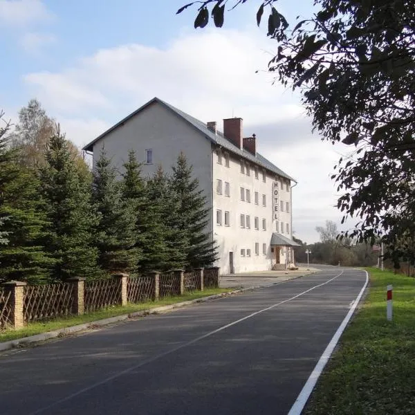 Ośrodek Wypoczynkowy "Hotel Korona", hotel en Mostowice