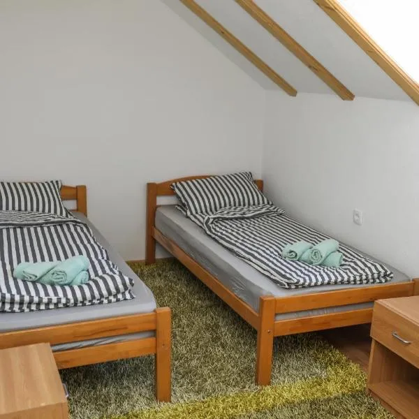 Soba Konak 1, hotel v destinaci Jajce