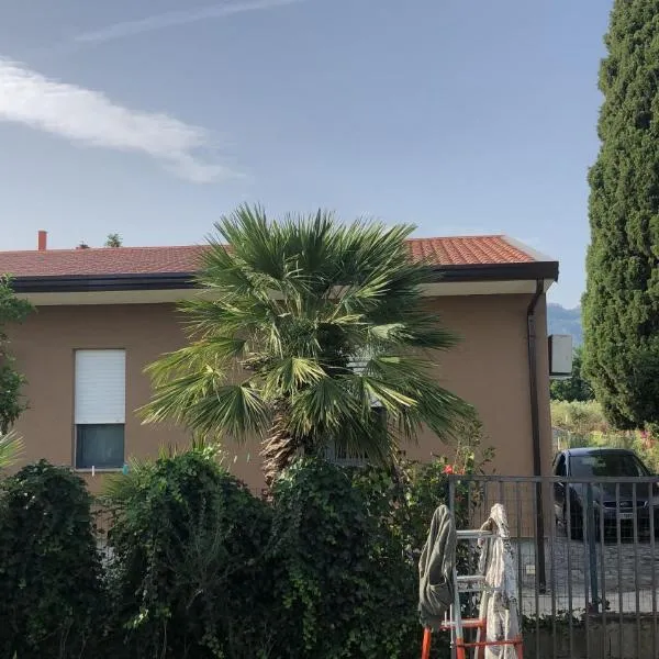 Appartamento Villa lucia, hotel v destinácii SantʼEufemia Lamezia