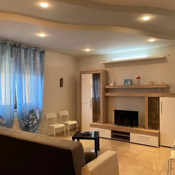 [Apulian Heart] Elegante Appartamento, hotel in Gioia del Colle
