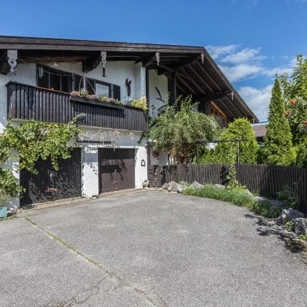 Zwischen Chiemsee und Bergen Dg, hotel v destinaci Bernau am Chiemsee