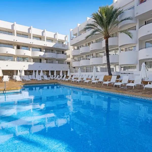 Palmanova Beach Apartments by TRH, hotel in Palmanova