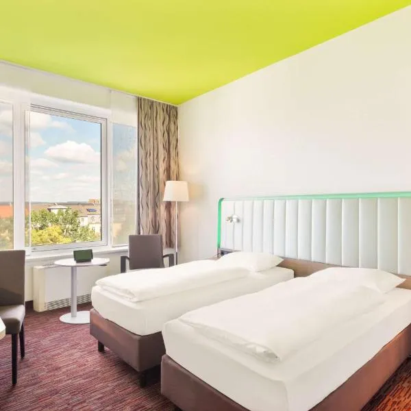 Park Inn by Radisson Dresden, hotel di Lockwitz