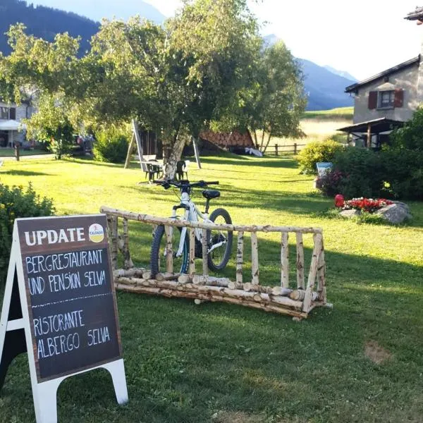 Albergo Ristorante Selva, hotel u gradu Poschiavo