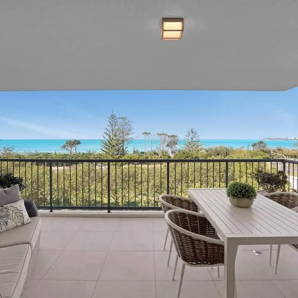 Panoramic Ocean View 2 bed 2 bath, hotel en Alexandra Headland
