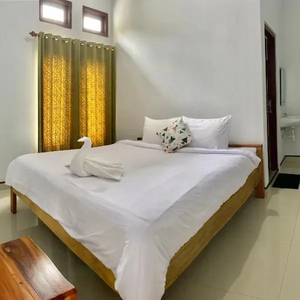 Santiago Bed and Breakfast at Desa Wisata Moni, hotel em Kelimutu