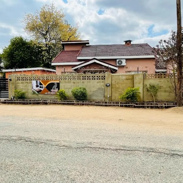Abrama Bed And Breakfast, hotel di Francistown