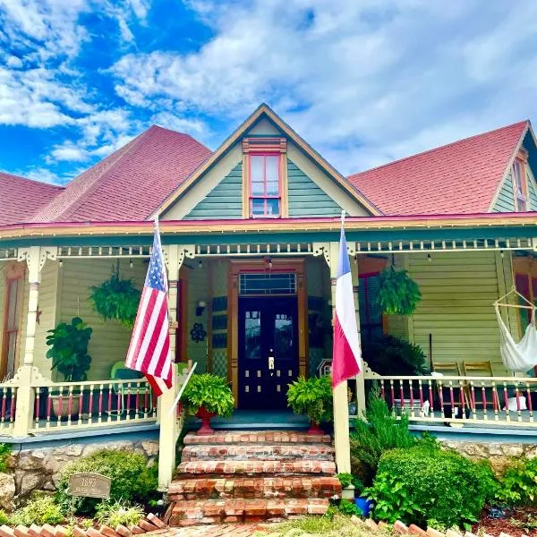 Irishette - Charming Suite in 1893 Victorian Home, hotel di Stephenville