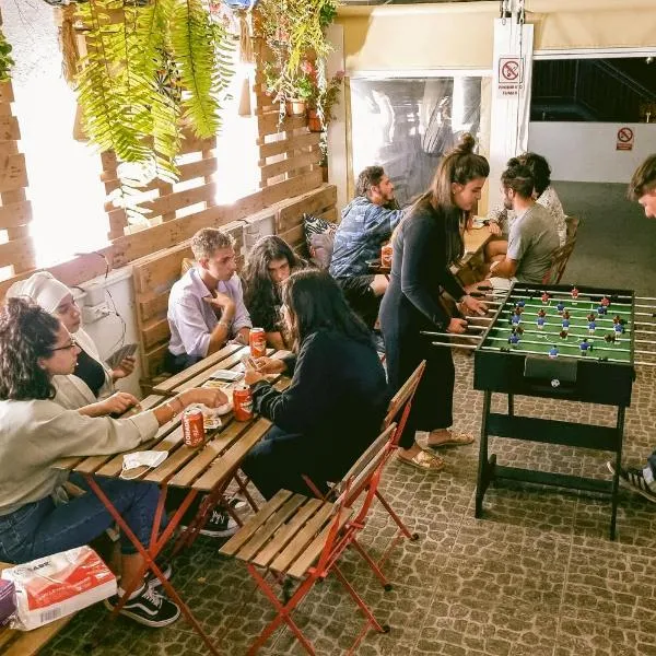 Aguere Nest Hostel, hotel in Las Lagunas