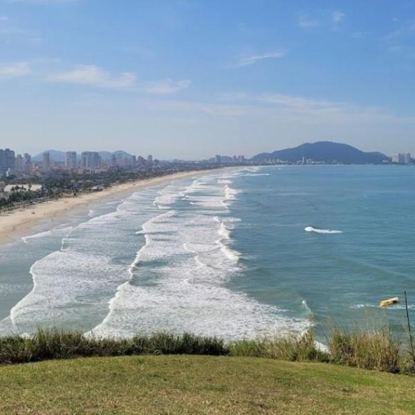 Apartamentos Enseada Guaruja