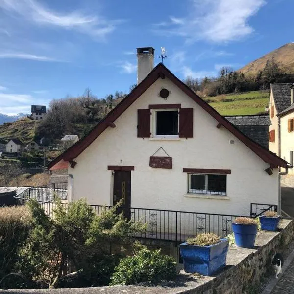 Gîte Malgré tout, hotel Aydius városában