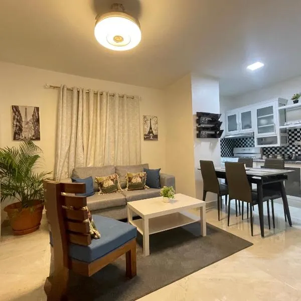 Residencial christall ap 2-A, hotel in Santiago de los Caballeros