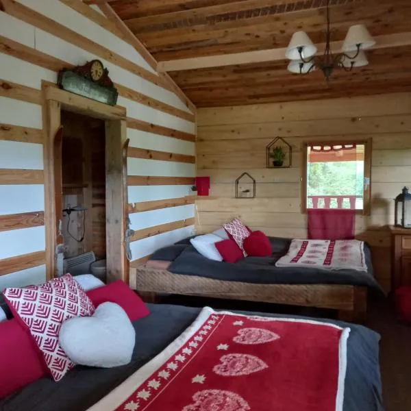 Montmorot에 위치한 호텔 Chalet cocooning pleine nature