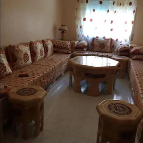 Nice Appartement in TANGIER, hôtel à Tanger