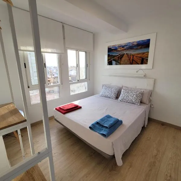 ÁTICO octava planta cerca de Murcia con vistas a la sierra., Hotel in Alcantarilla